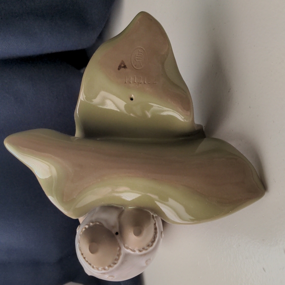 Handcrafted porcelain desk letter & coin holder set - Picture 9 of 13